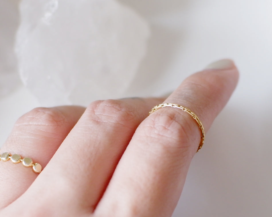 The Flat Link Chain Ring