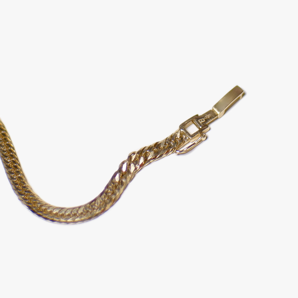 The Cuban Bracelet in Solid Gold