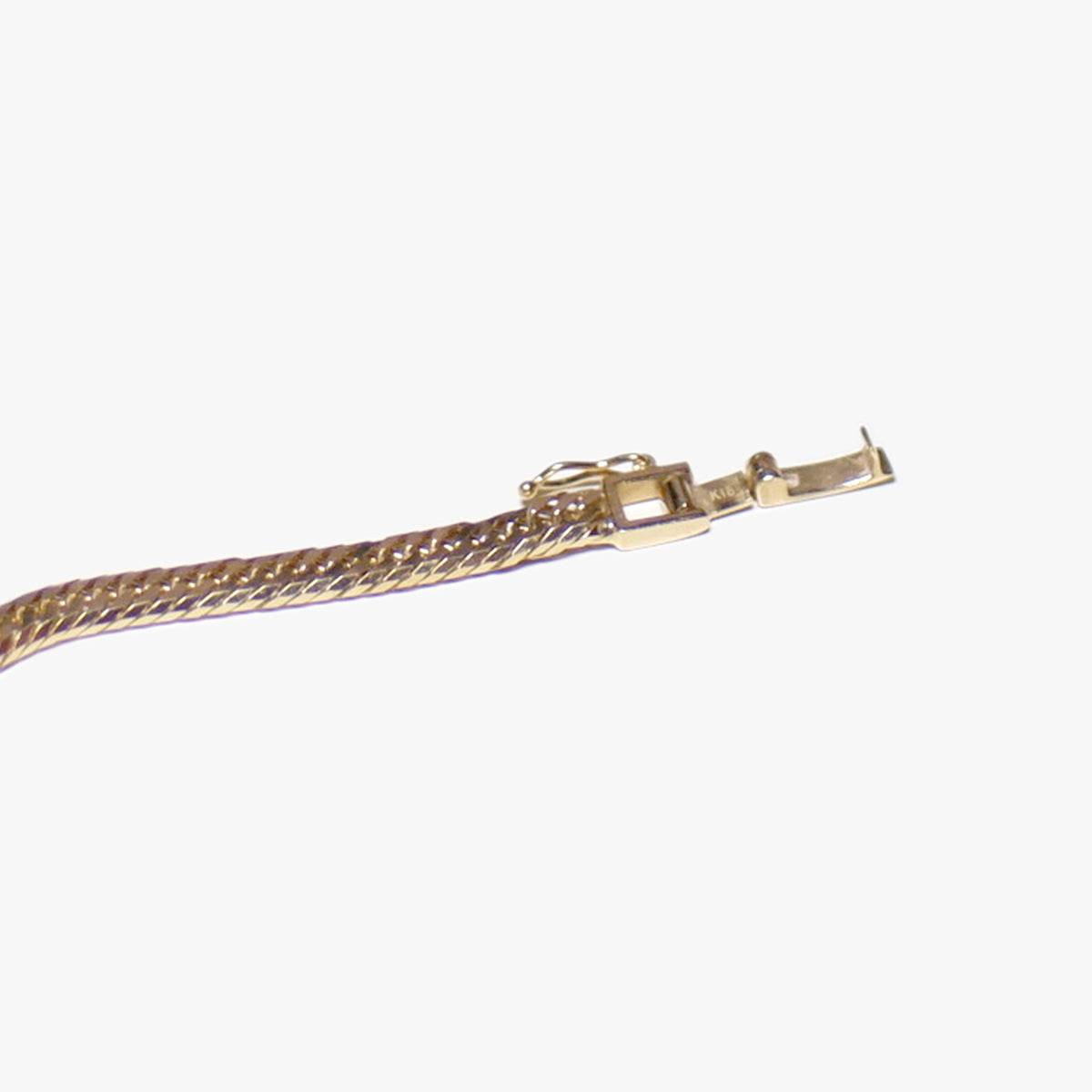 The Cuban Bracelet in Solid Gold