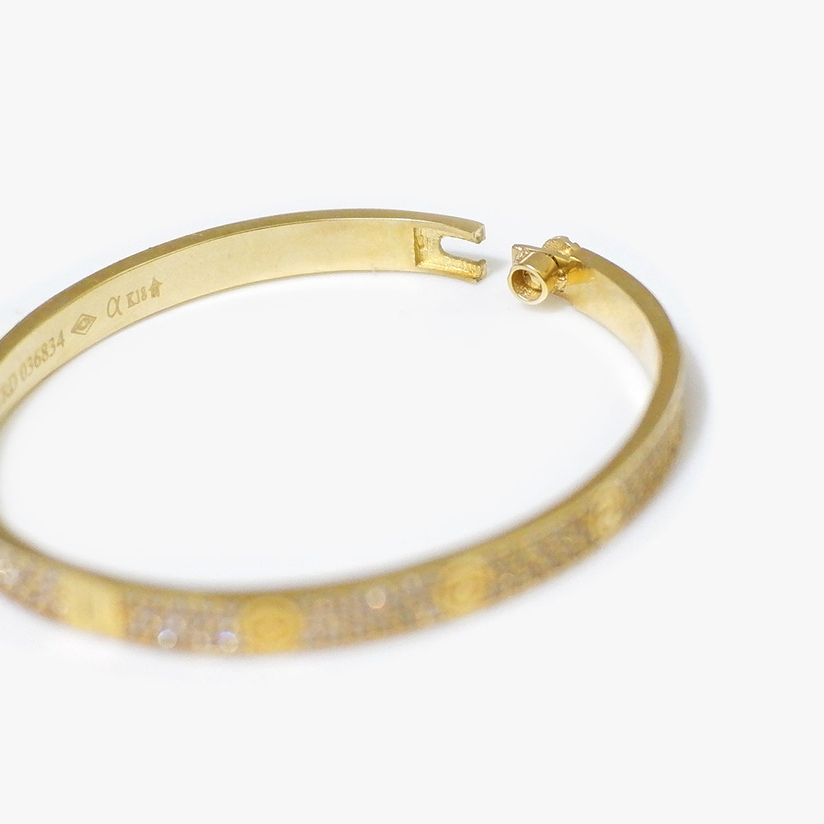 (Handed-down) The Full Pavé Bangle in Solid Gold
