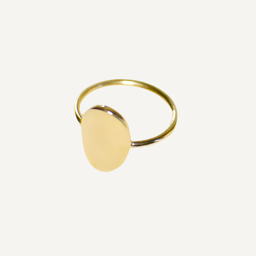 The Glassy Oval Disc Ring, Engraved