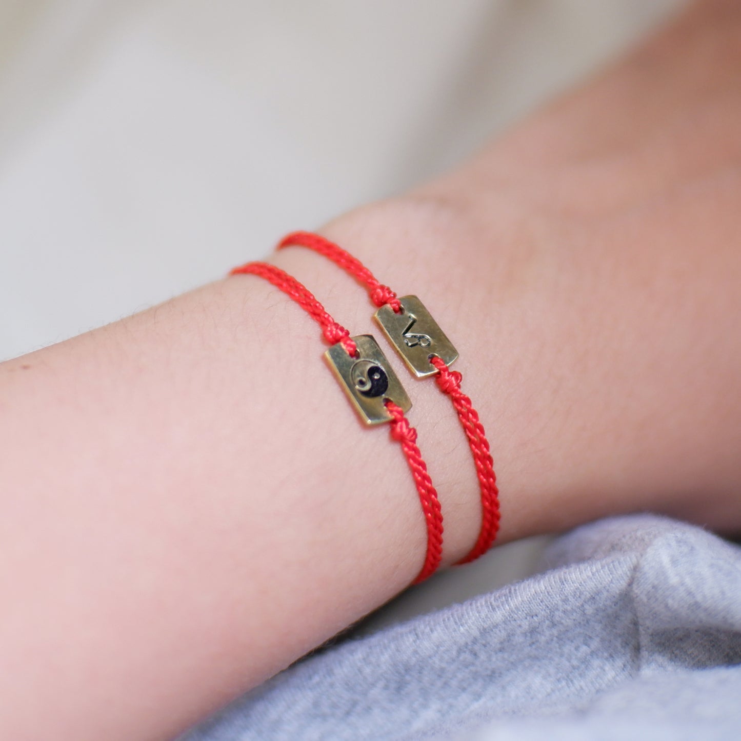 The Red Line Zodiac Sign Easy-Wear Bracelet