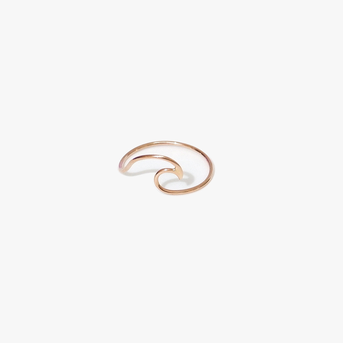 The Nami Ring in Solid Gold