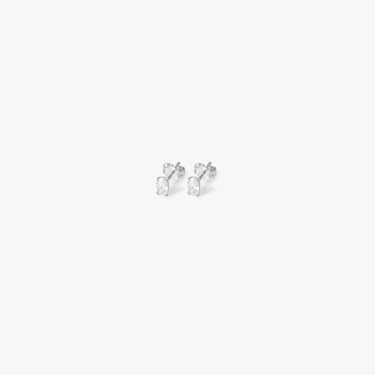 The Oval Birthstone Earrings in Solid Gold